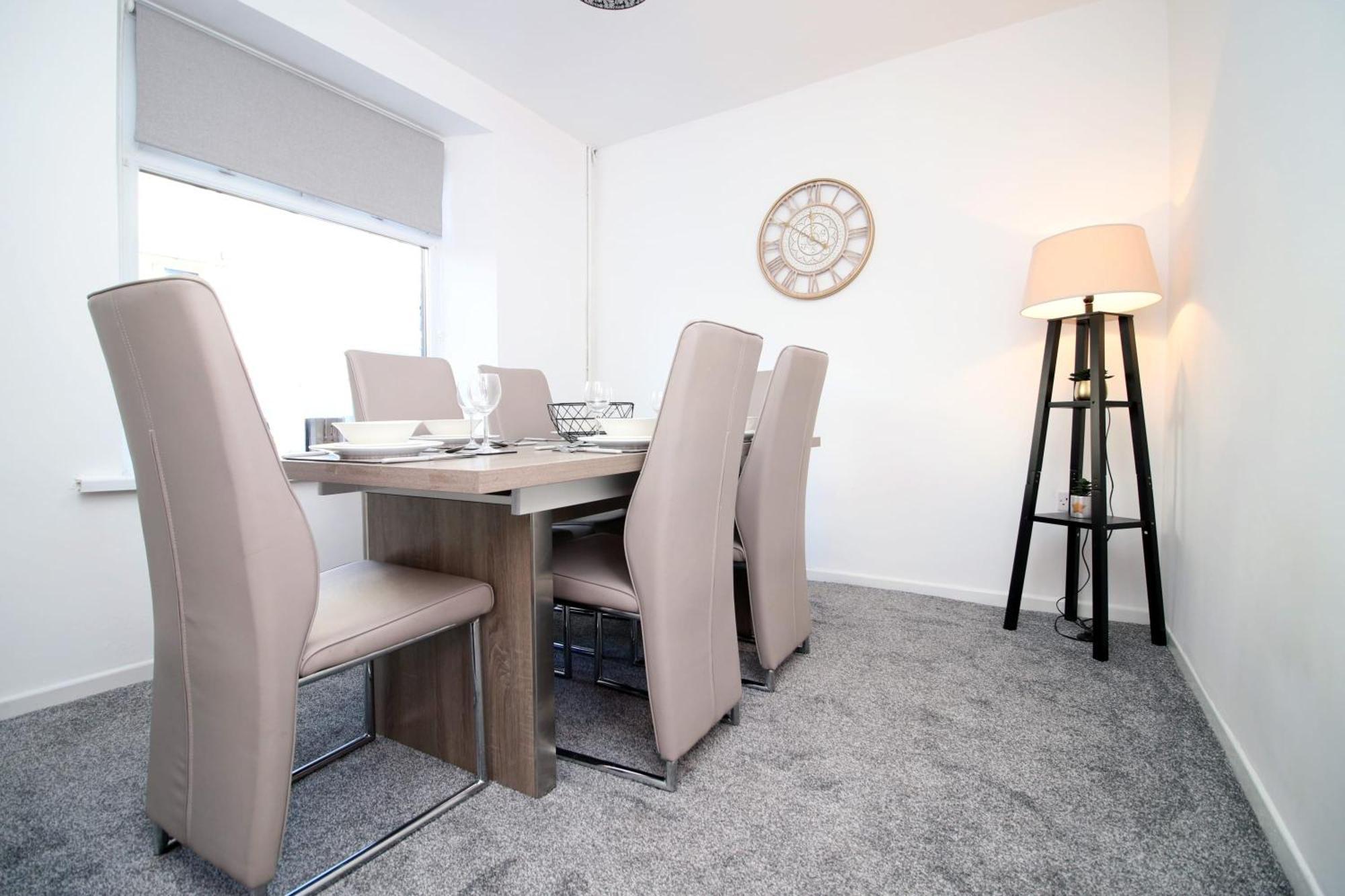 Treorky Very Special Home In Rhondda Valley Herbert House By Staystaycations מראה חיצוני תמונה